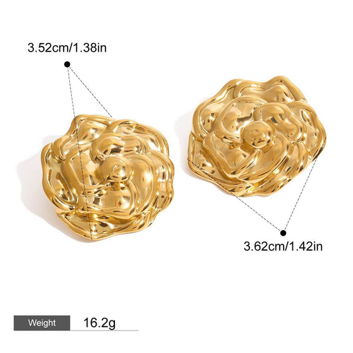 18K gold flower-shaped earrings with textured design