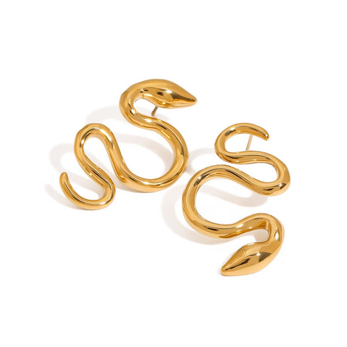 18K gold snake-shaped design trendy and personalized earrings