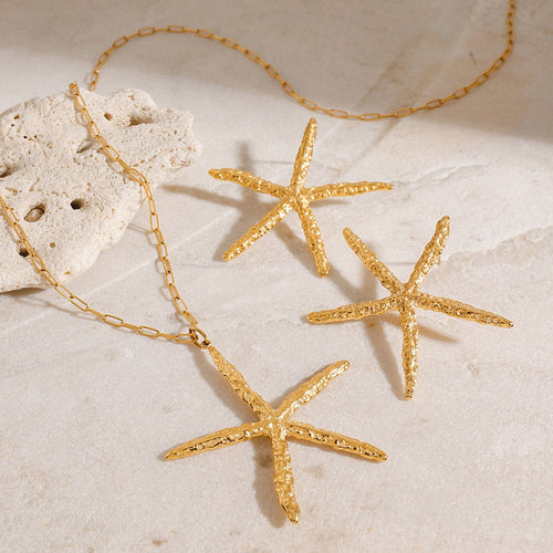 18K Gold Starfish with Textured Design Classic Fashion Necklace and Earrings Set
