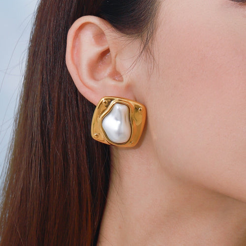 18K gold geometric square inlaid irregular pearls exquisite design dazzling earrings