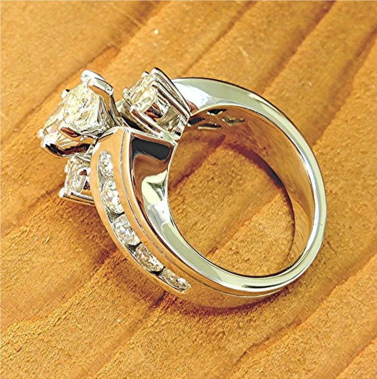 Horse Eye Shaped Zircon Ring For Women