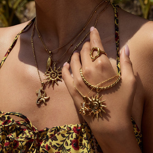 18K gold geometric shape with texture design high-end unique necklace