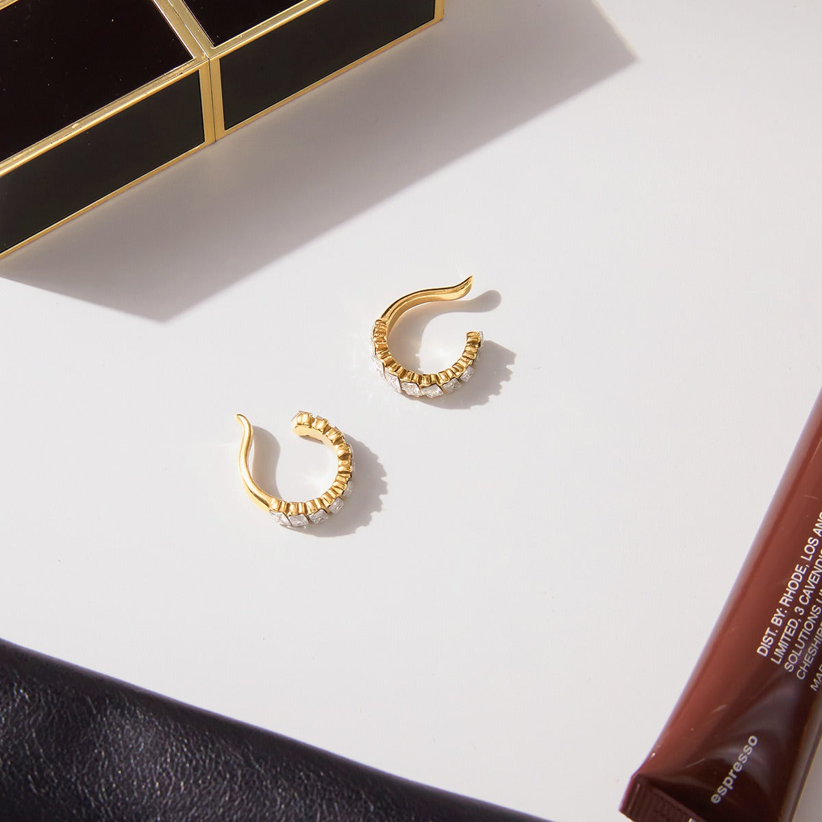 Light luxury, high-end zircon earrings