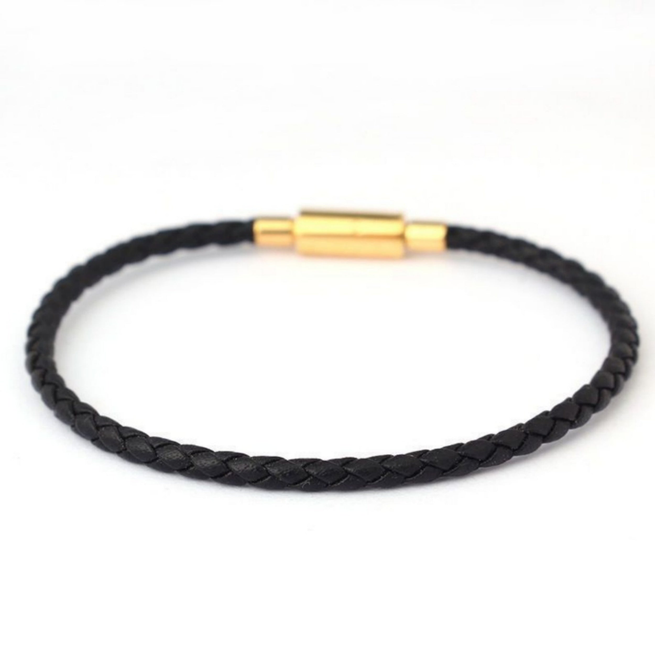 3.0mm Stainless Steel Leather Cord Bracelet With A Single Buckle And Wear-resistant Edging