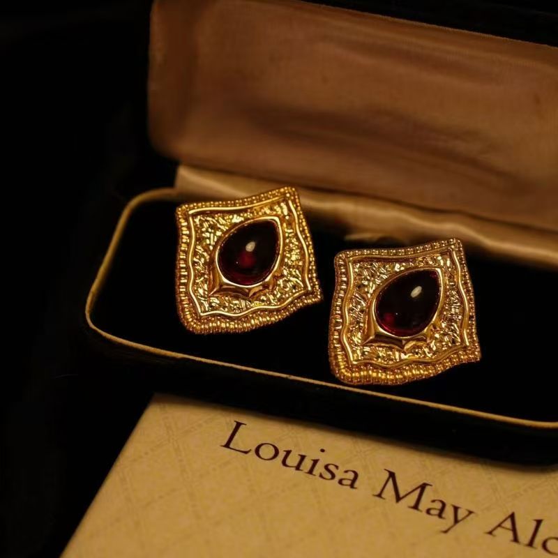 Vintage Red Stone Alloy Earrings, Baroque Gold Tone Studs