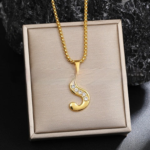 26 Diamond-Encrusted English Alphabet Necklaces