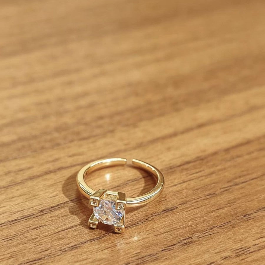 Golden Light-luxury Elegant Open-ring Design