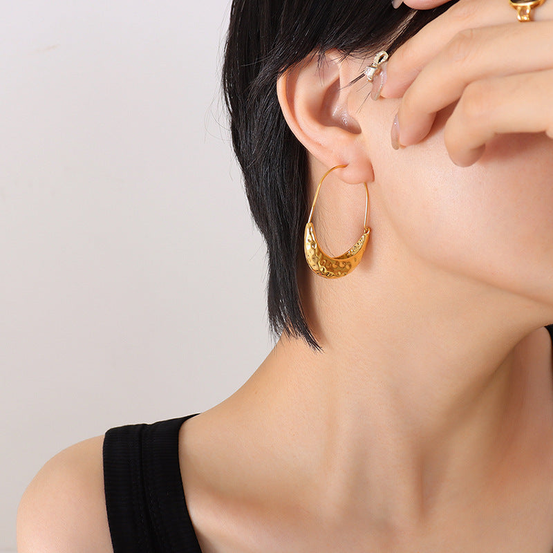 Versatile Instagram-style Boat-shaped Embossed Earrings