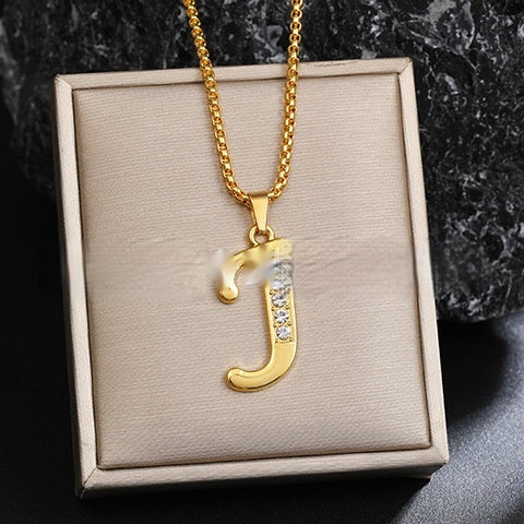26 Diamond-Encrusted English Alphabet Necklaces