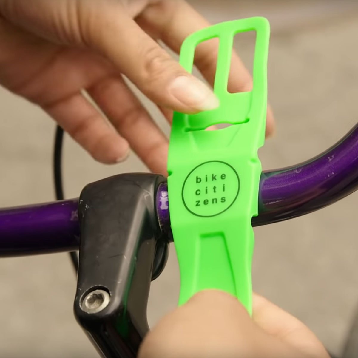 FINN - Universal Bicycle Phone Mount - Pink