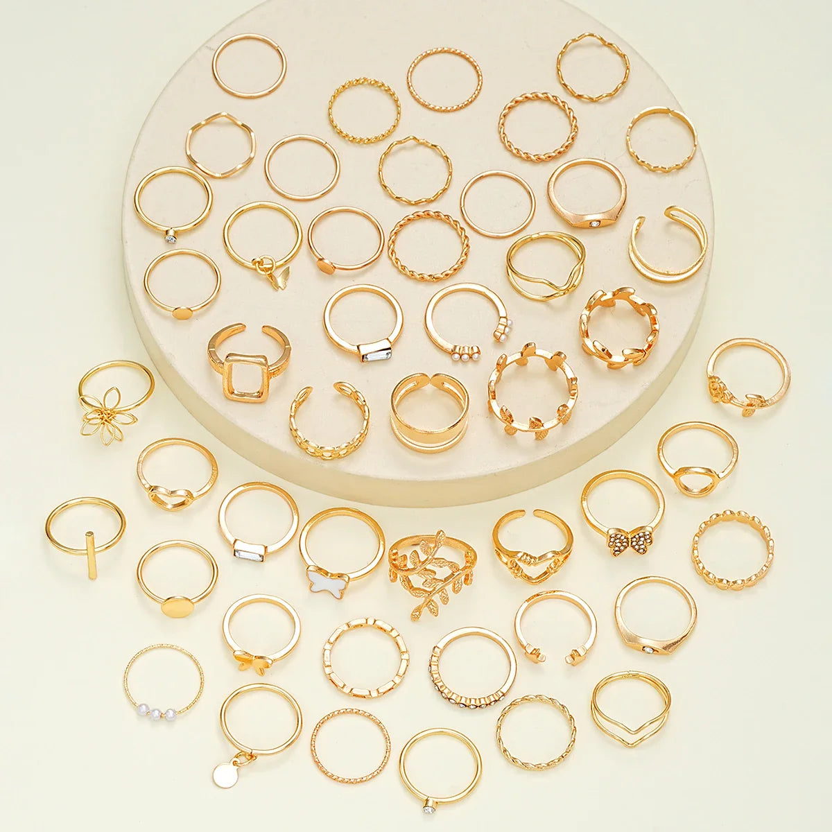 47Pcs/Set Vintage Gold Color Heart Rings Set For Women Men Hollow Butterfly Pearl Crystal Geometric Rings Trendy Finger Jewelry