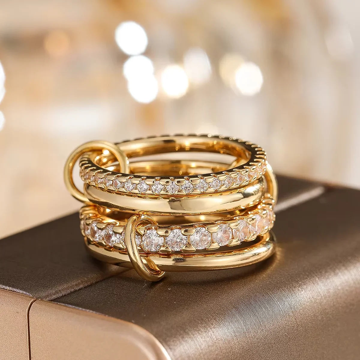A Niche Two-Color Four-Ring Copper Jewelry Ring, Hypoallergenic, Ins Style, Stacking Artifact, Suitable For Young Women