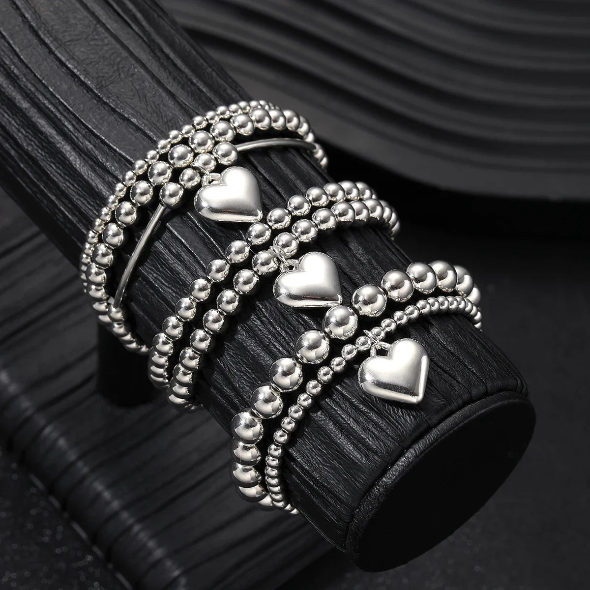 7Pcs/Set Chic Heart Charm Beaded Bracelet Set For Women Vintage Simple Silver Color Exquisite Multi-Layer Bracelets Jewelry Gift