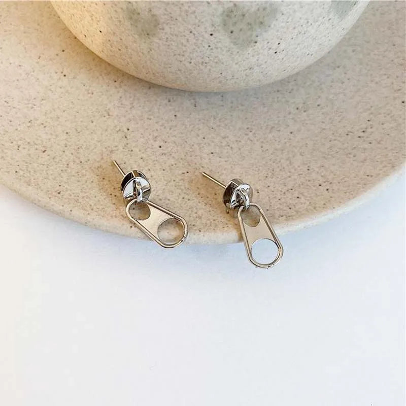 Design Zipper Head Stud Earrings for Women Men Hollow Out Creative Personalized Metal Style Y2K Accessories Fashion Jewelry Gift