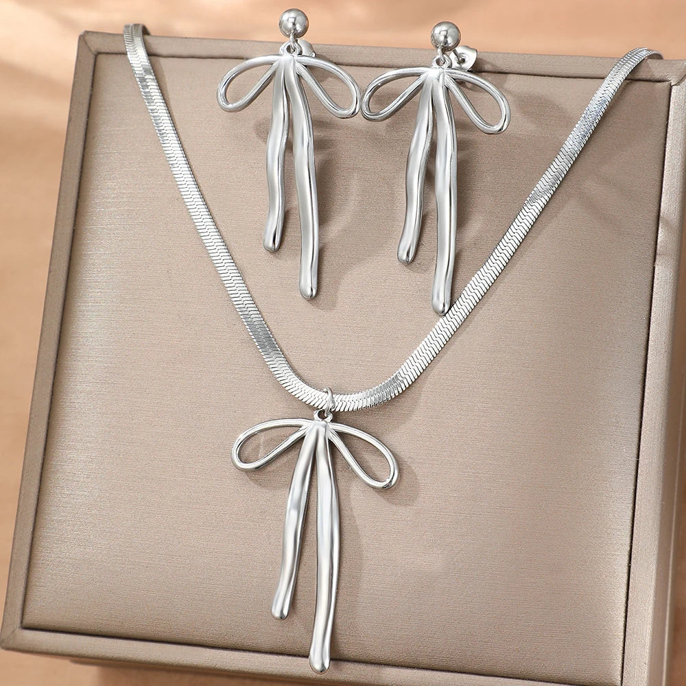 Aomogo Stainless Steel Set Luxury Fashion Bow Tie Pendant Snake Bone Chain Earrings Necklace Set for Women Jewelry Daily Match