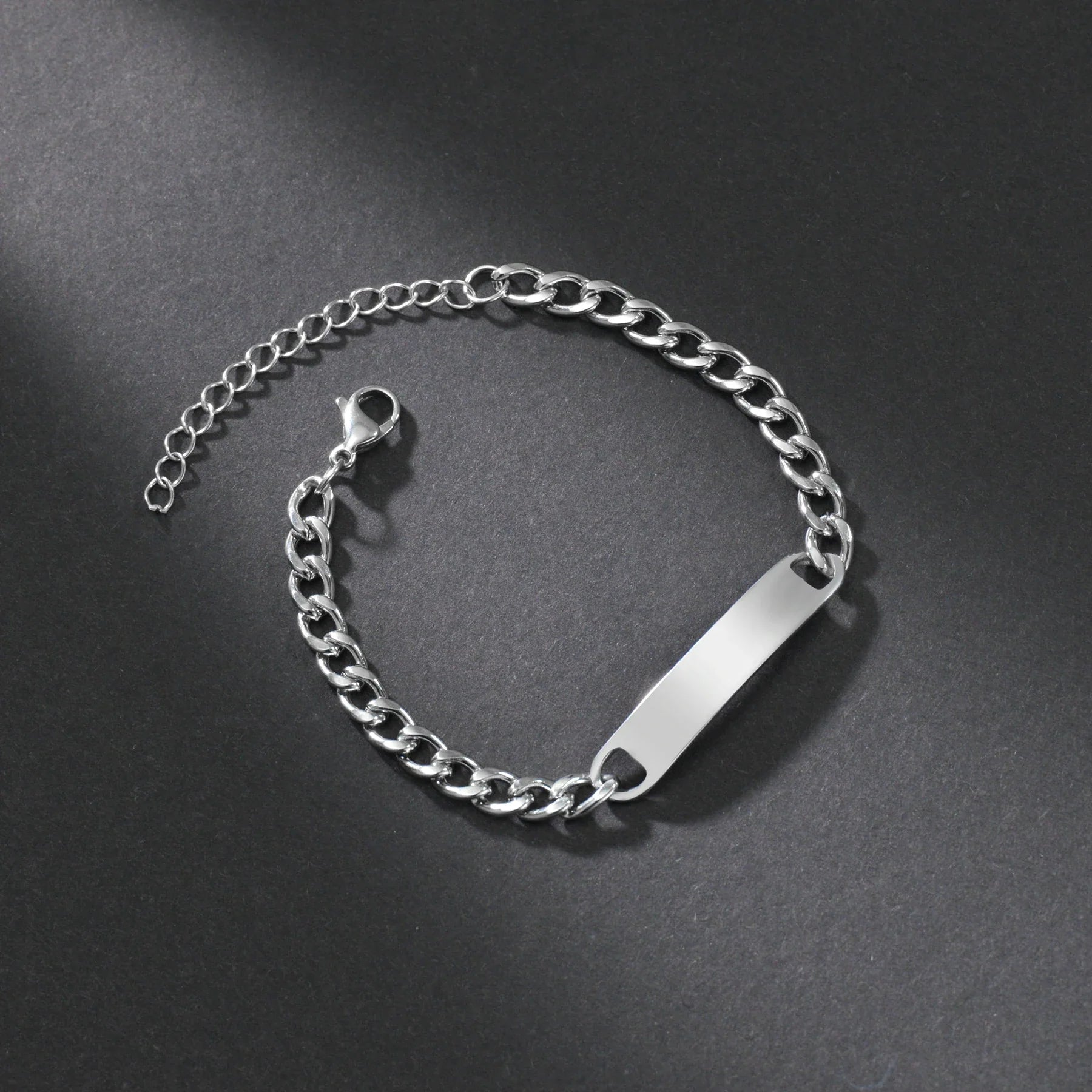 Akizoom Punk Engrave Name Custom Bracelets Gold Color Stainless Steel Thick Hand Chain Customized Couple Men Women Jewelry Gift