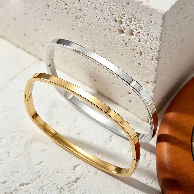 Stainless Steel Minimalist Style Vacuum Plated Bracelet With A Wind-like Finish