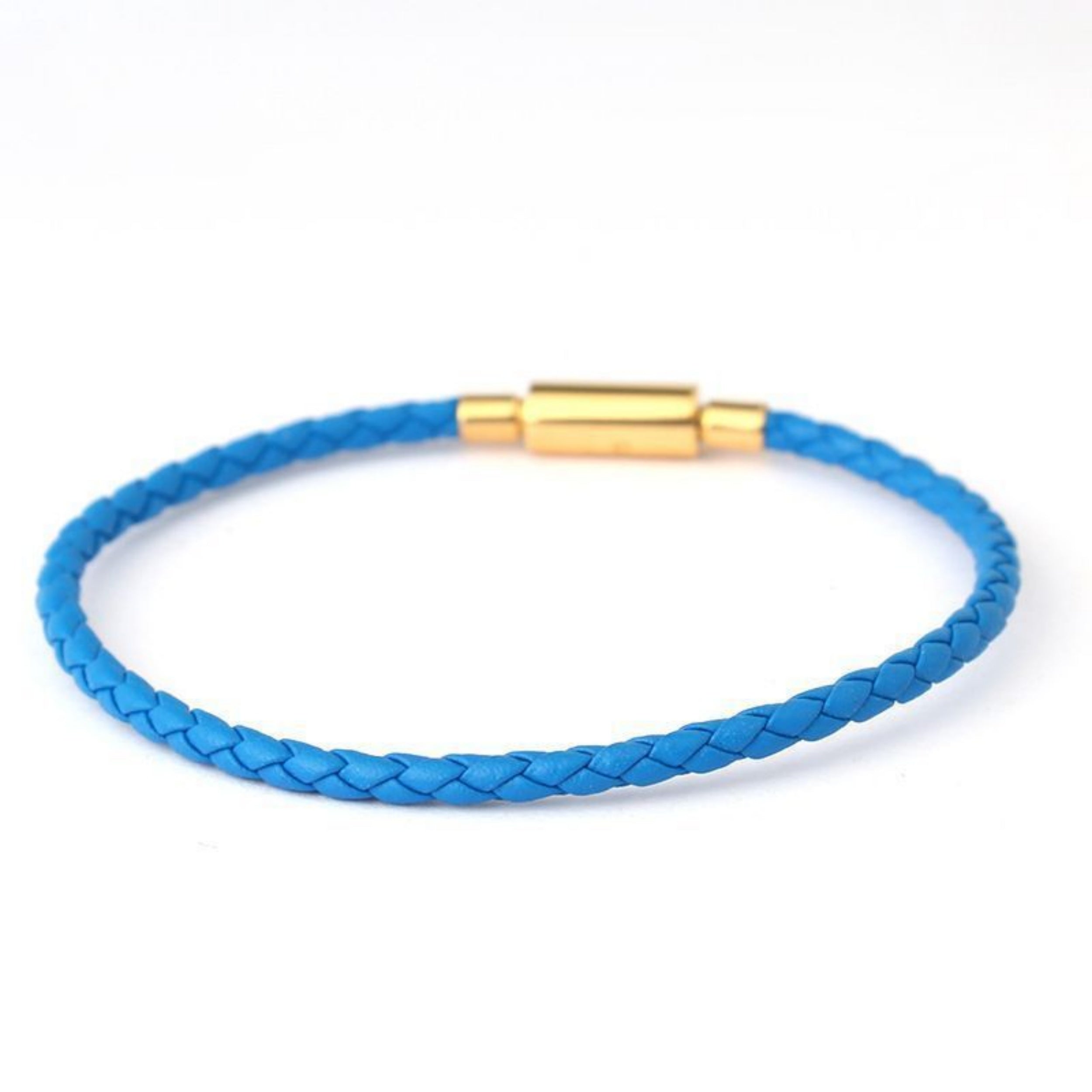 3.0mm Stainless Steel Leather Cord Bracelet With A Single Buckle And Wear-resistant Edging.