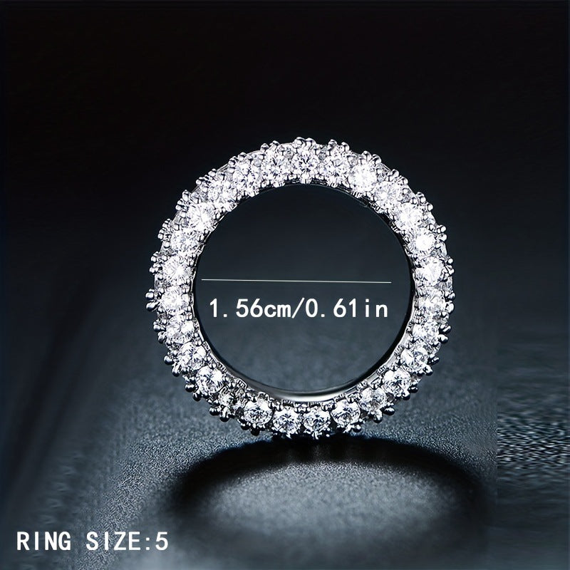 Womens Minimalist, Versatile Three-stone Zircon Ring