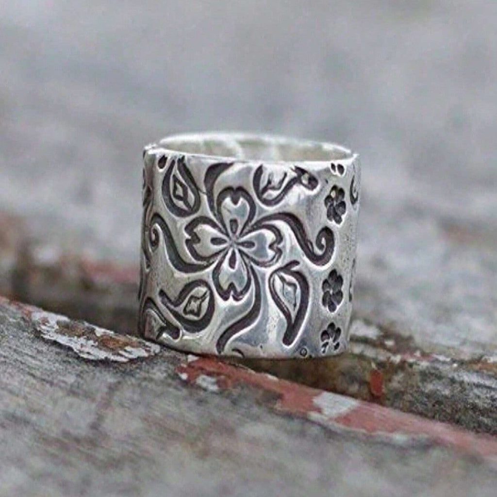Carved High-end Chic Niche Hand Jewelry Ring