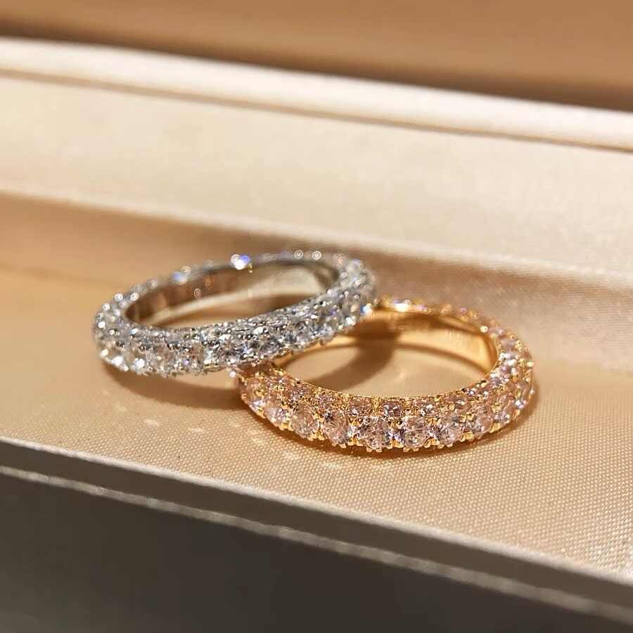 Womens Minimalist, Versatile Three-stone Zircon Ring