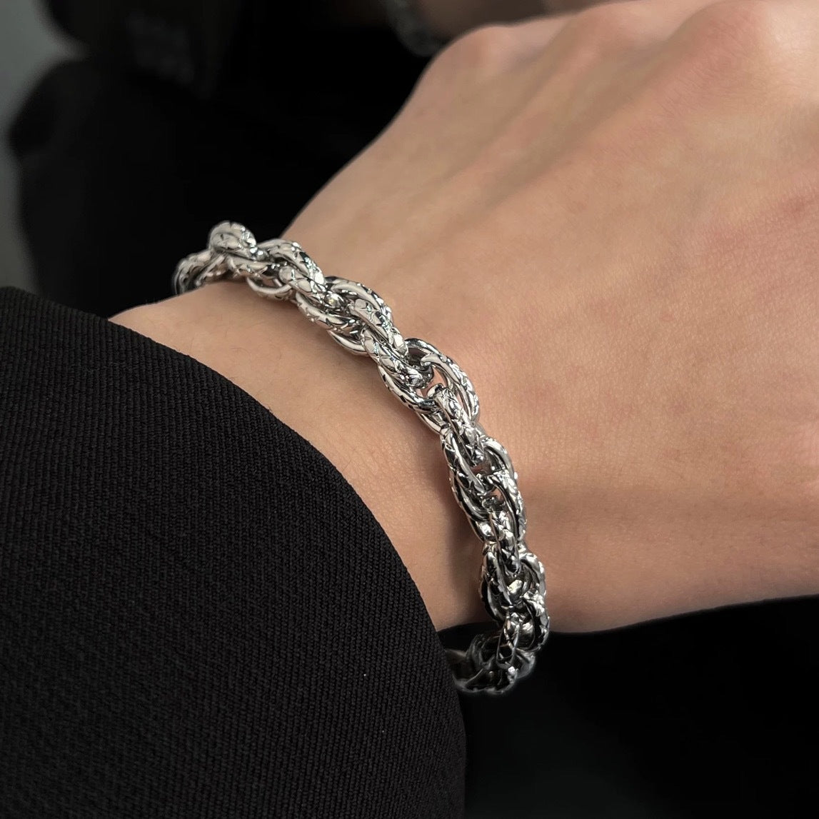 New Arrival European American Braided Twist Titanium Steel Bracelet For Men, Ins Popular Brand Premium Texture Hip Hop Niche Design Couple Matching Hand Jewelry
