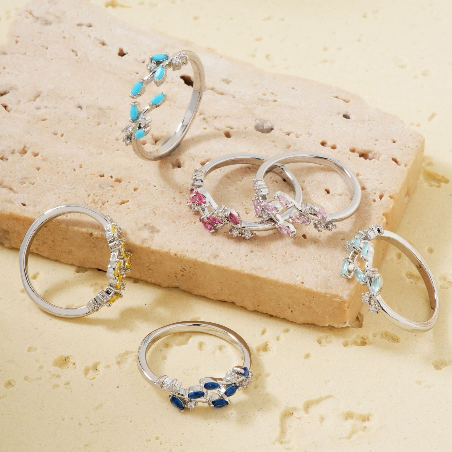 Womens Personality Leaf Ring